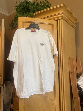 Mossimo white xl tee shirt